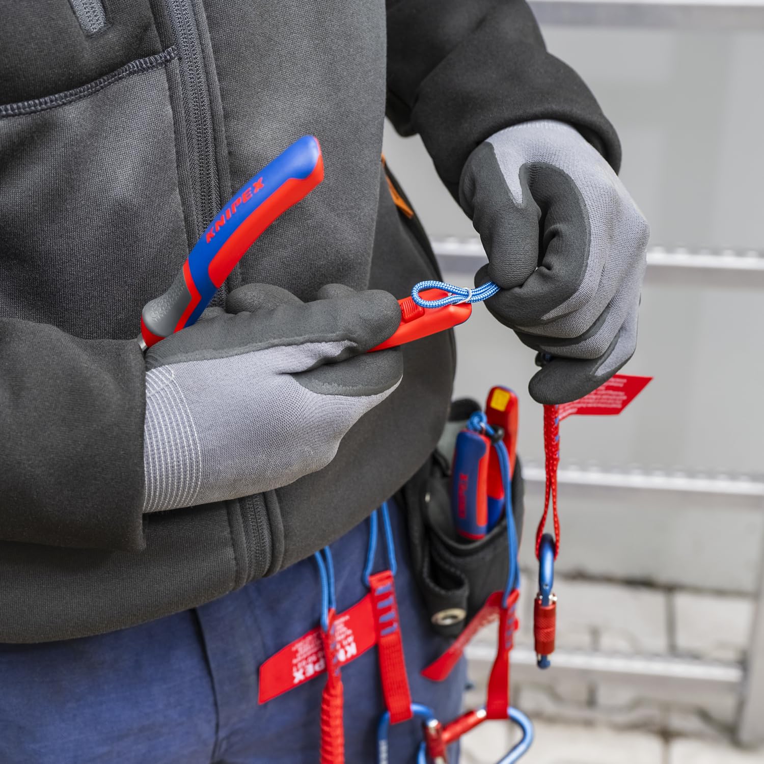 knipex-13-02-160-verdrahtungszange-mit-comfort-griffen-160-mm image 6
