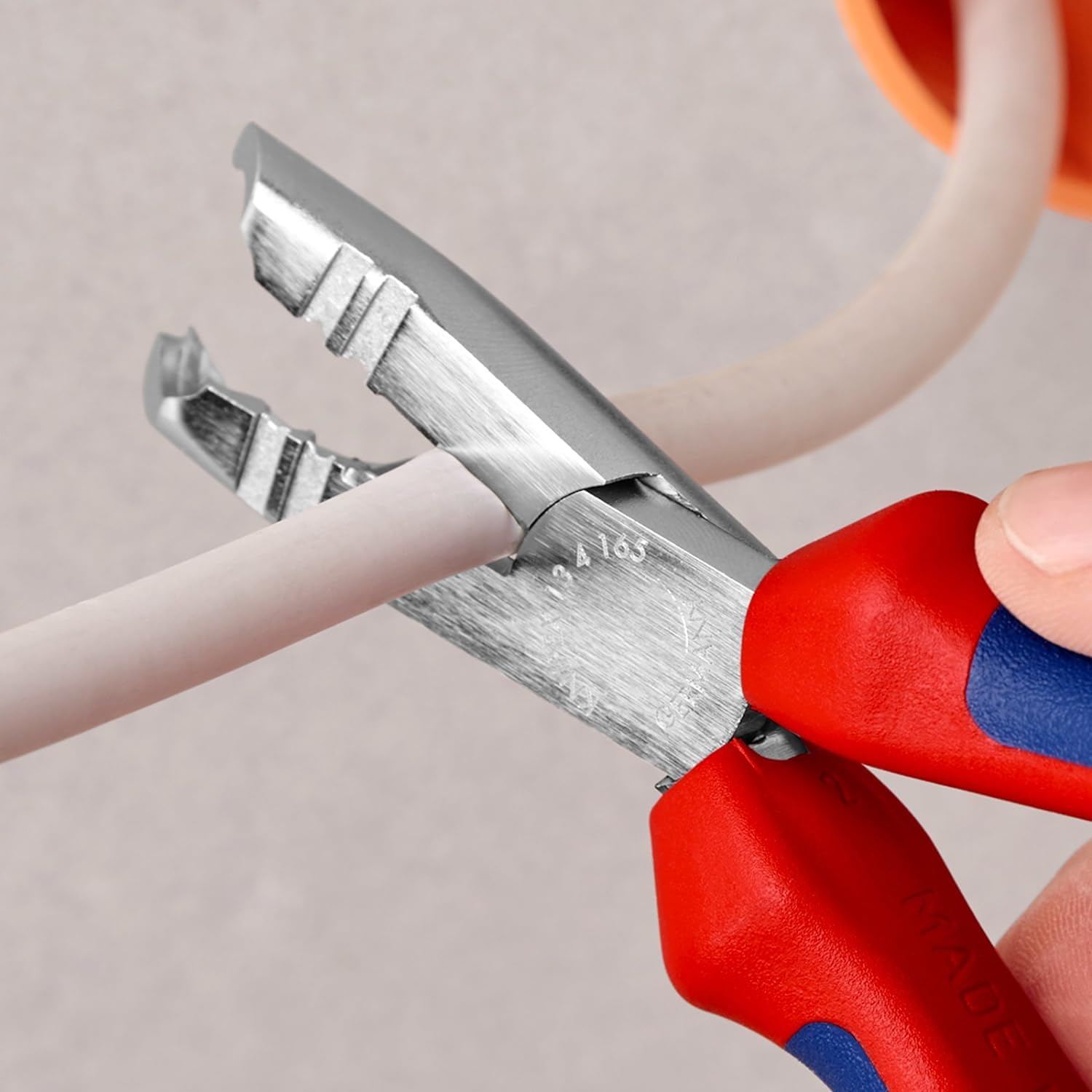 knipex-13-45-165-abmantelungszange-verchromt-165-mm image 4