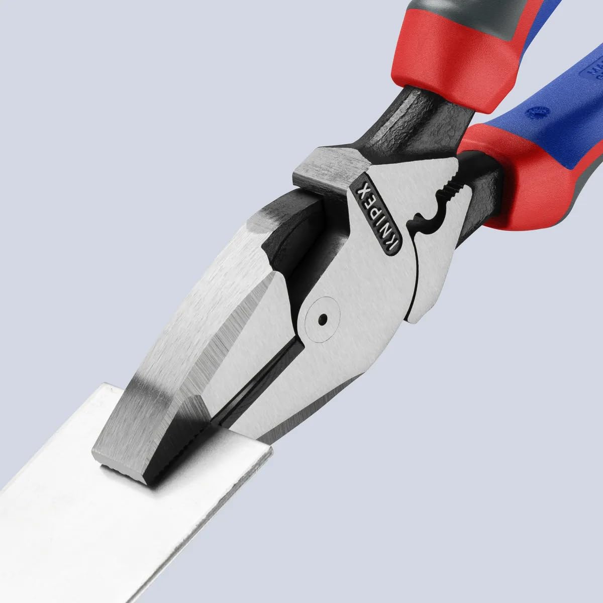 knipex-kraft-kombizange-lineman-s-pliers-09-12-240-sb-240-mm-mit-comfort-griffen image 6