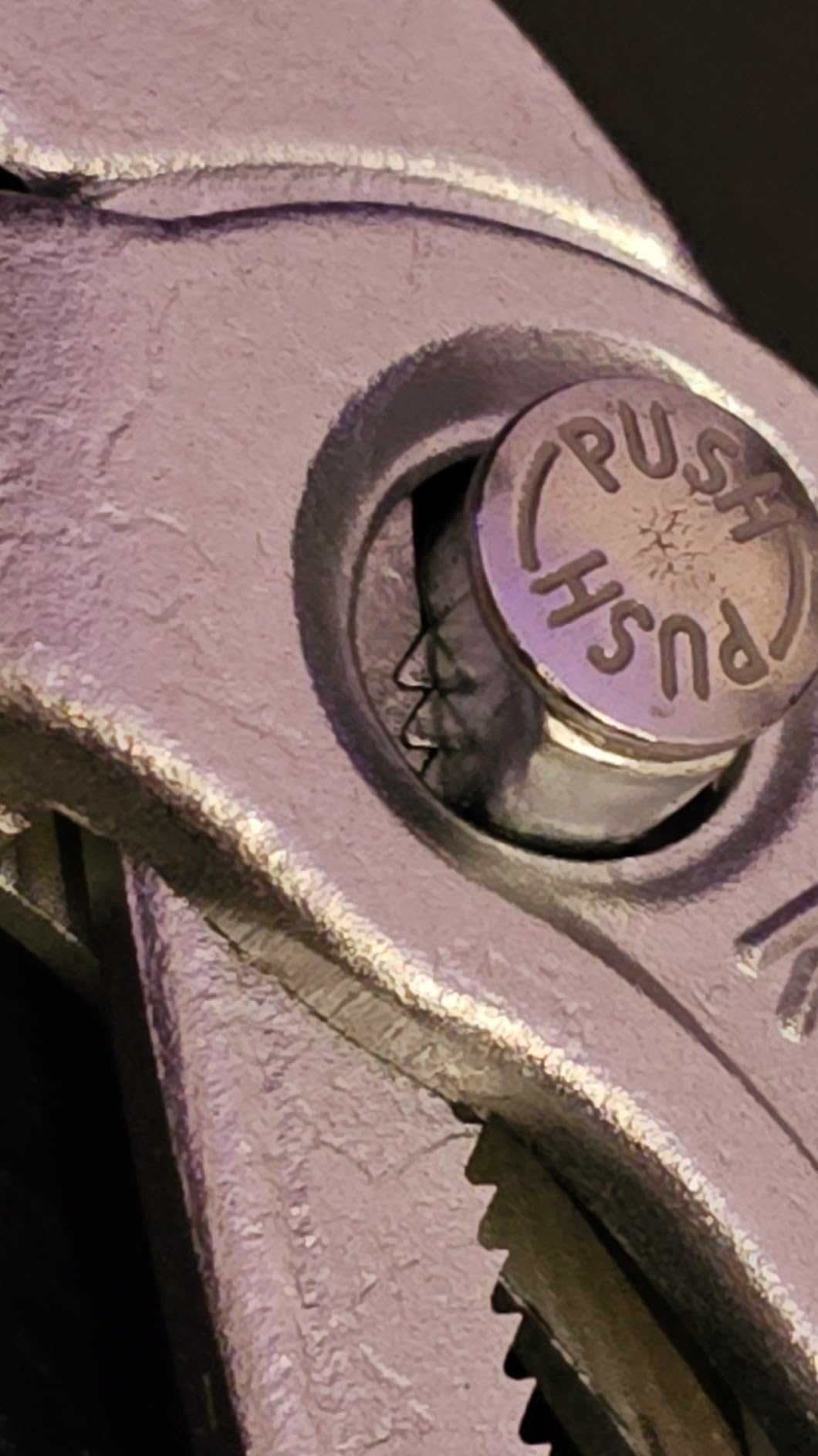 Sicherheit plus Knipex Power in einem Werkzeug