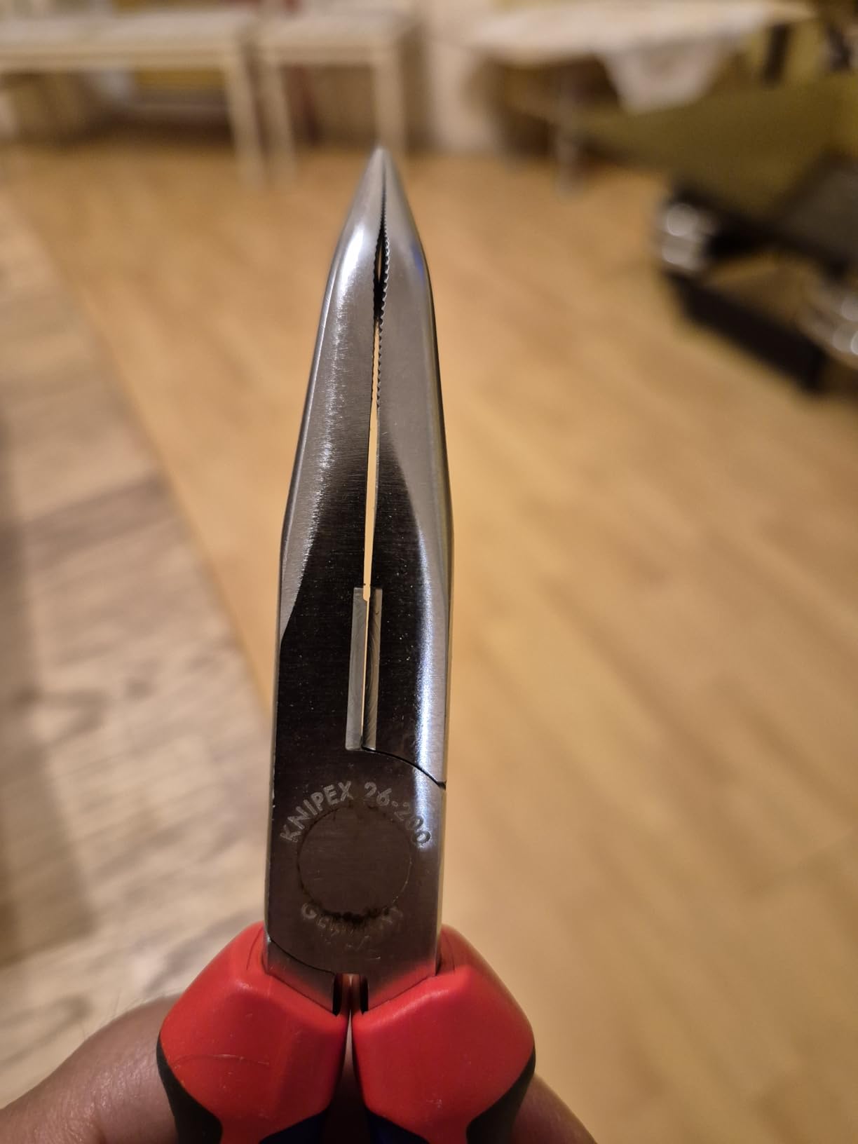 Für dicke Nägel ungeeignet
