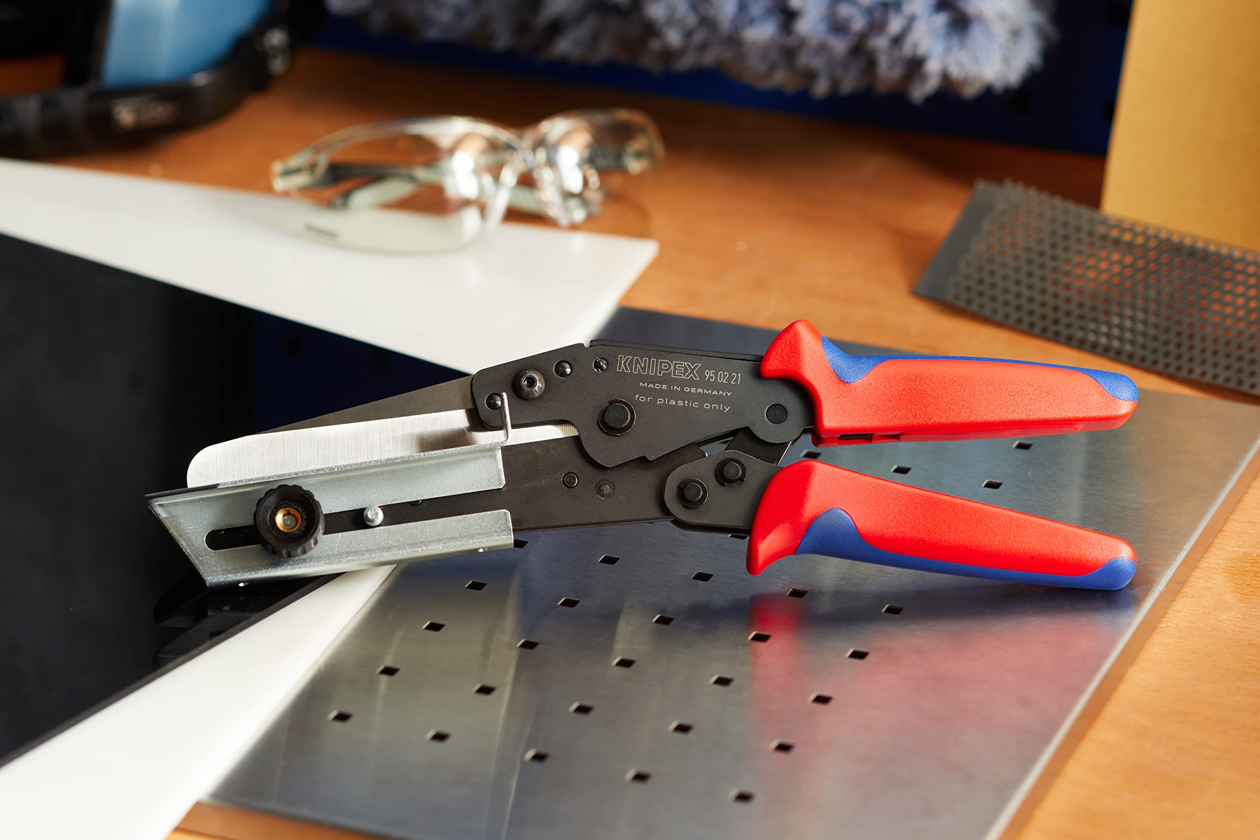 knipex-95-02-21-schere-275-mm-f-r-kabelkan-le-und-kunststoffe-mit-mehrkomponente image 2