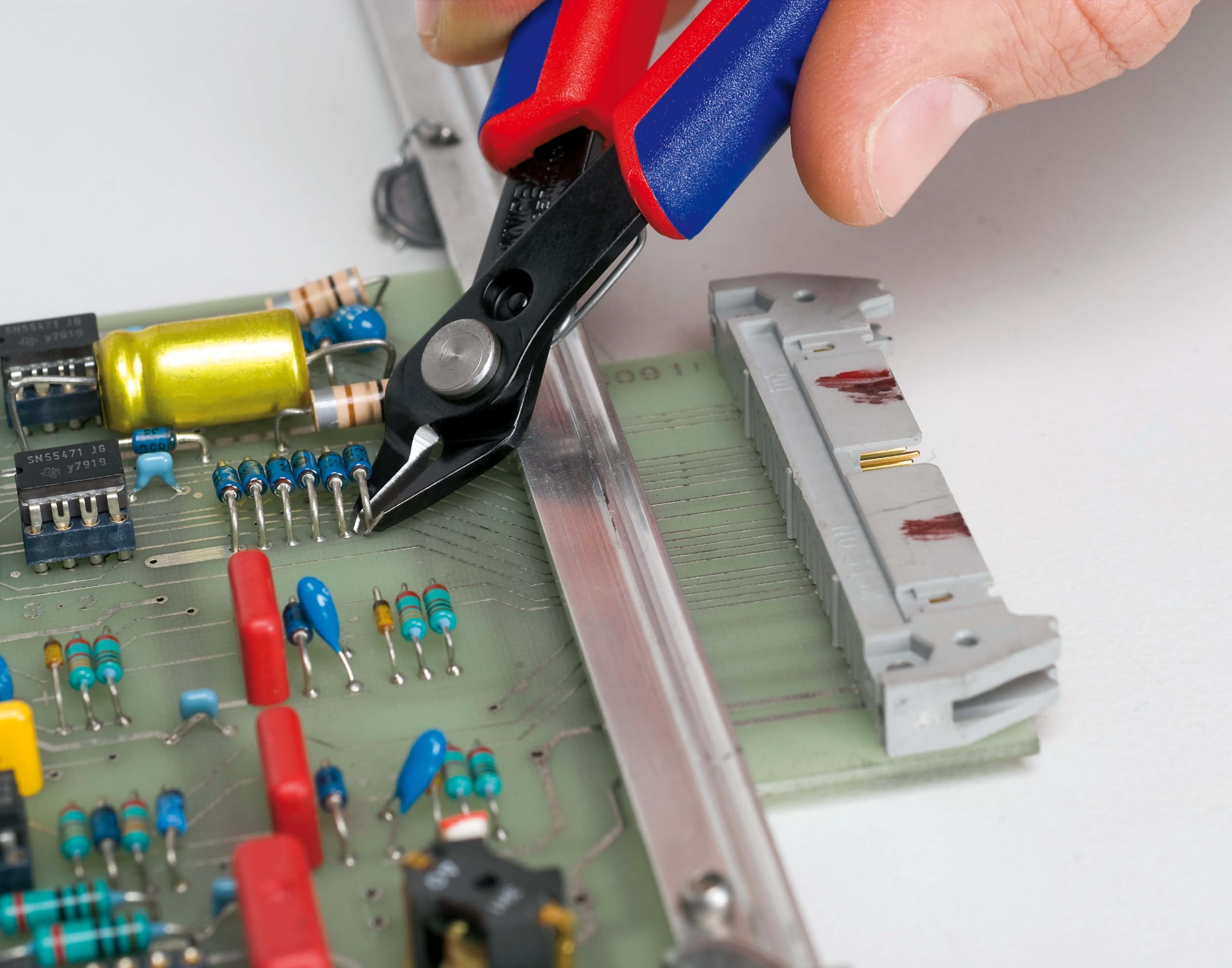 knipex-electronic-super-knips-78-61-125-elektronik-seitenschneider-125-mm image 3