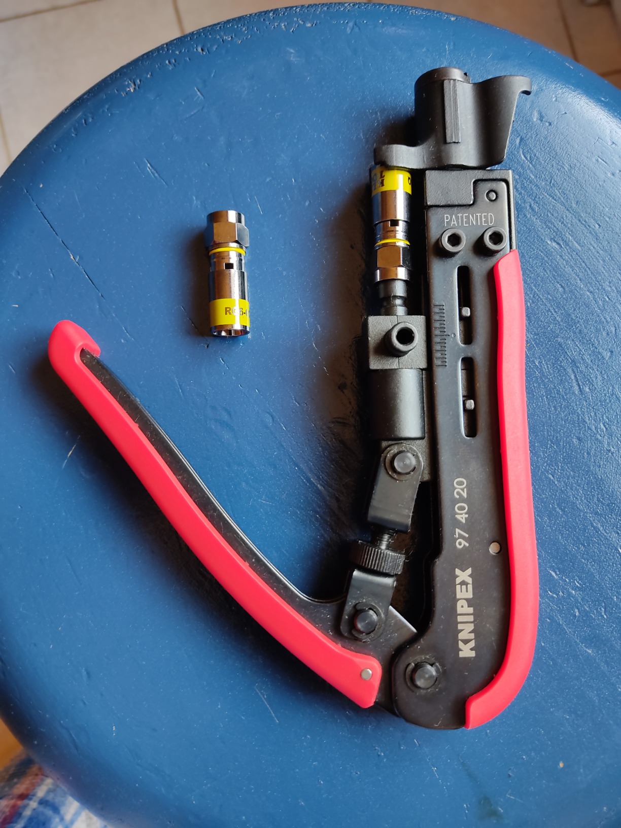 Saubere Stecker beim ersten Mal
