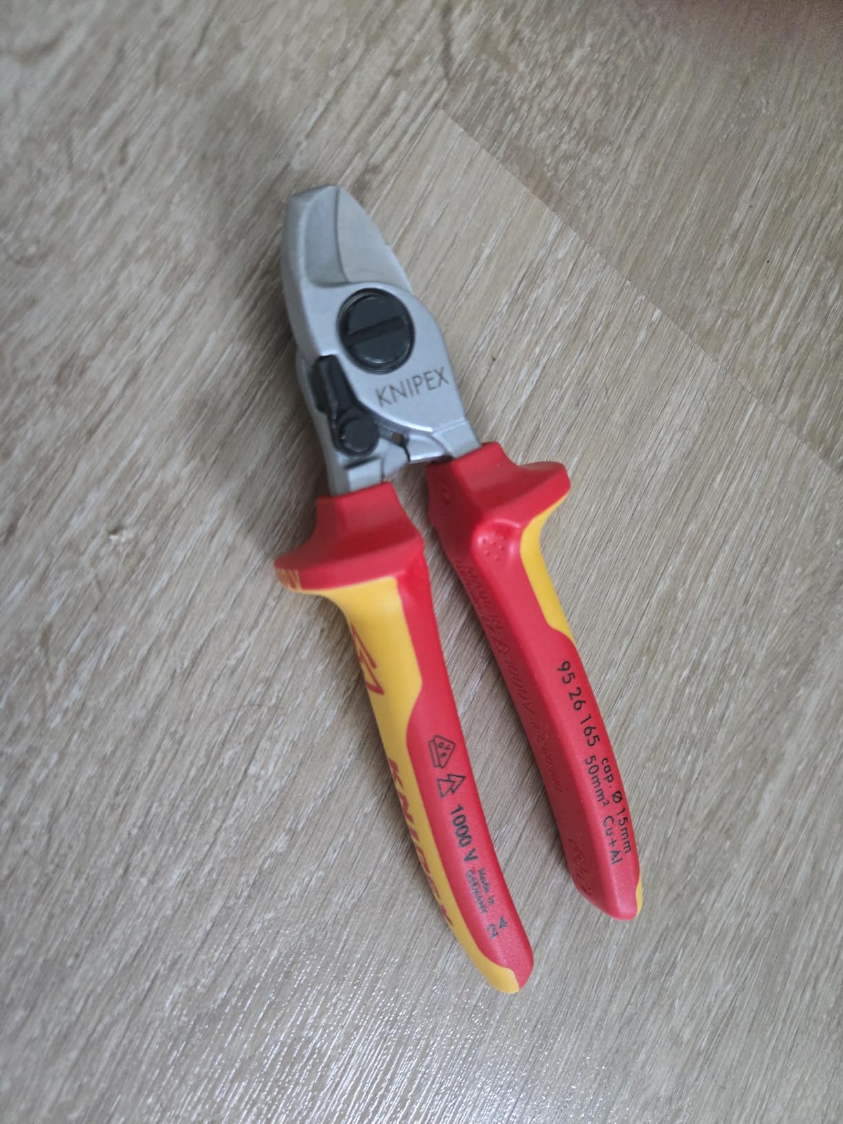 Sauberer Schnitt, top Griff