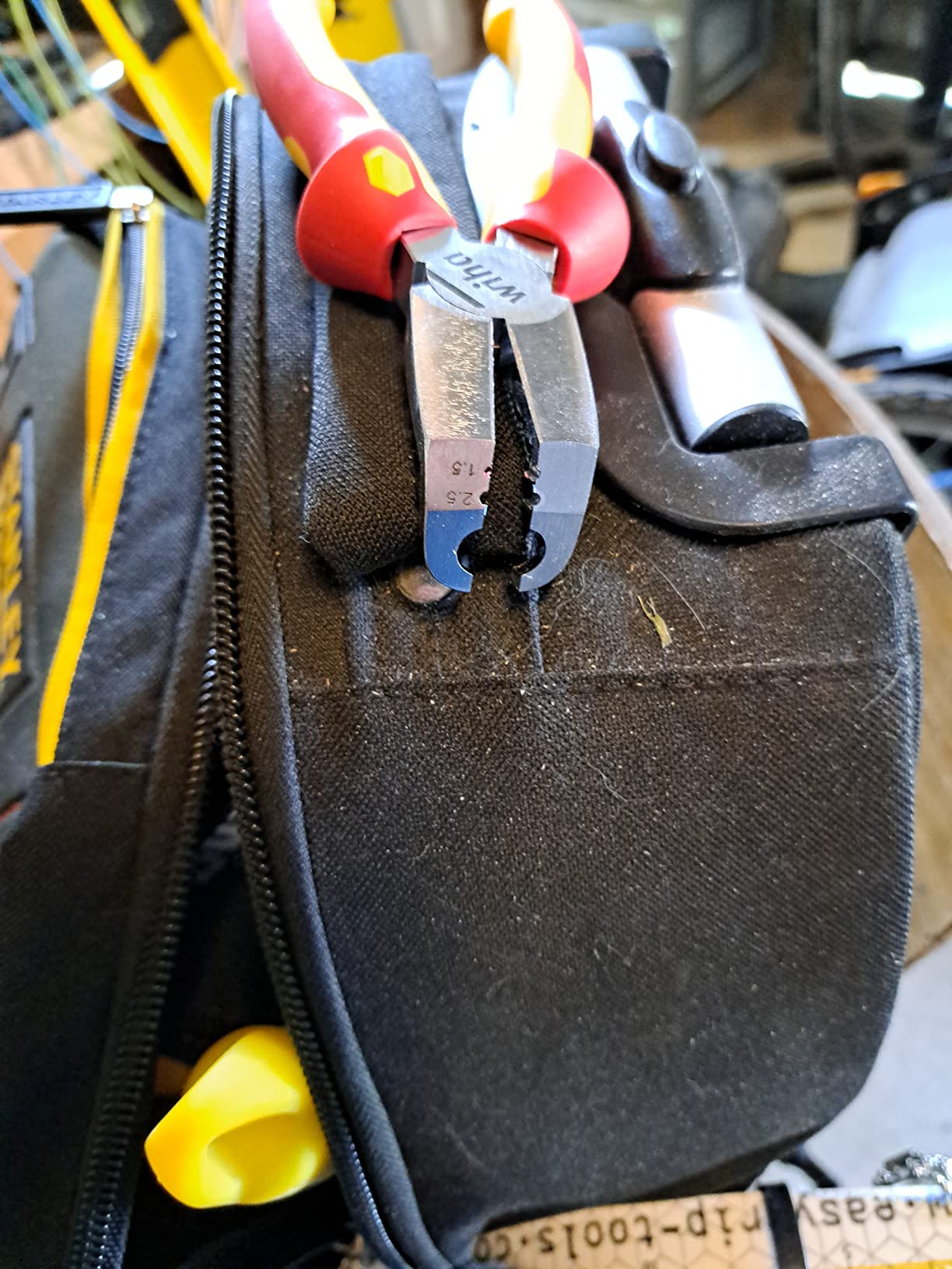 Drei Werkzeuge in einem