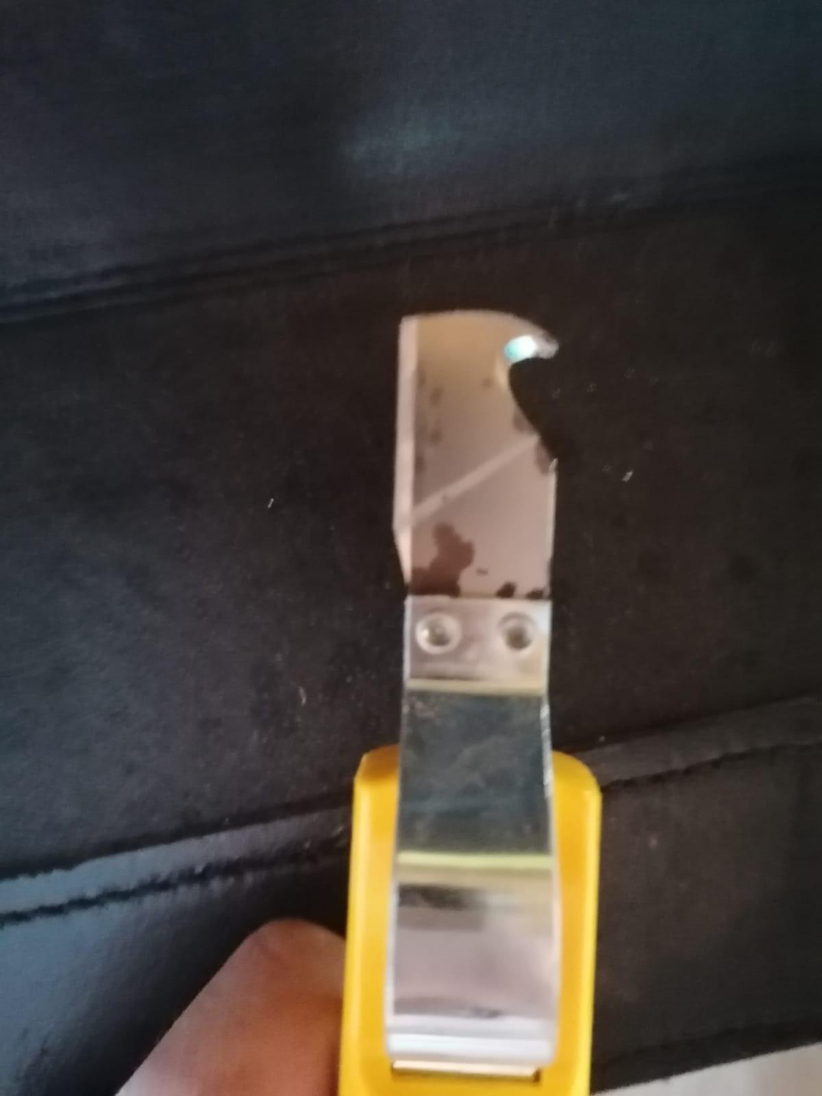 Solides Kabelmesser