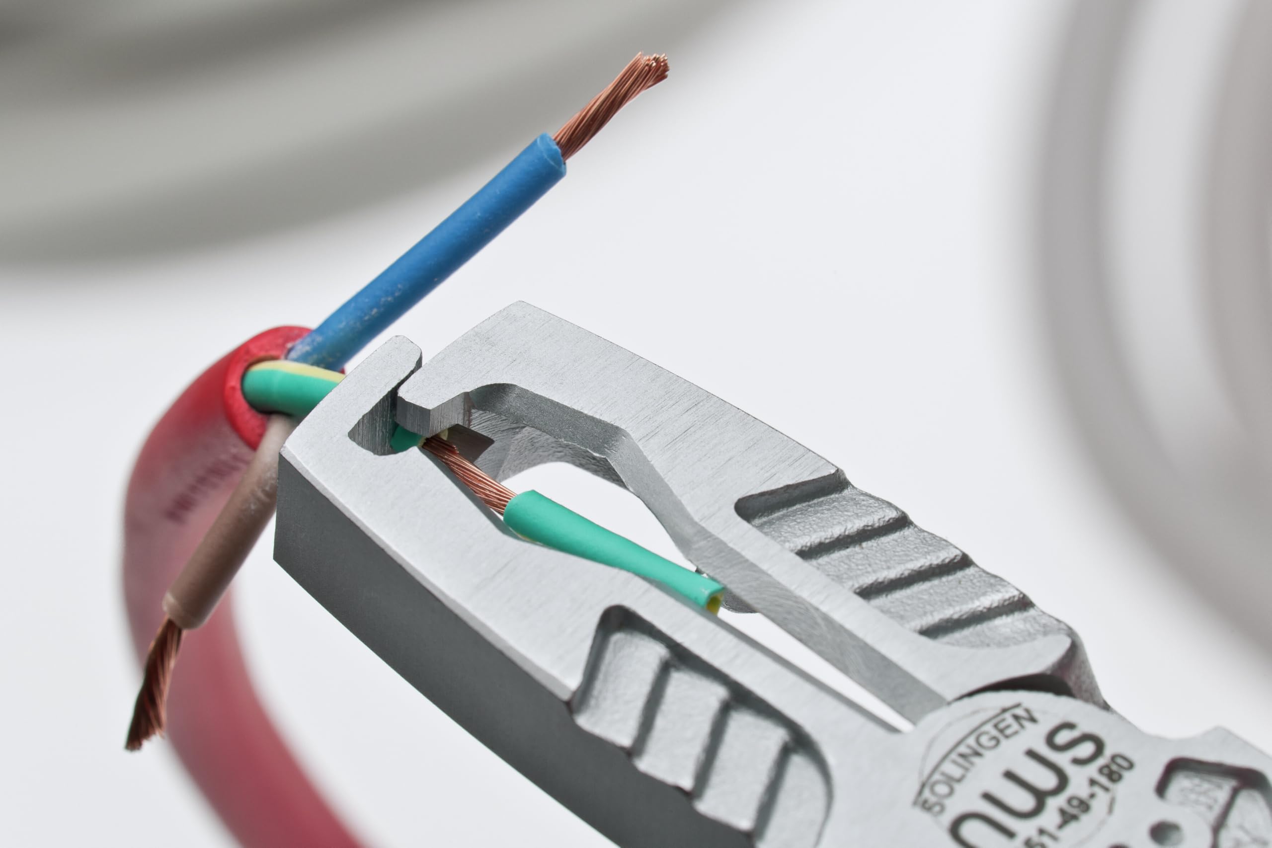 nws-multicutter-vde-abisolierzange-1451-49-vde-180-180-mm image 5