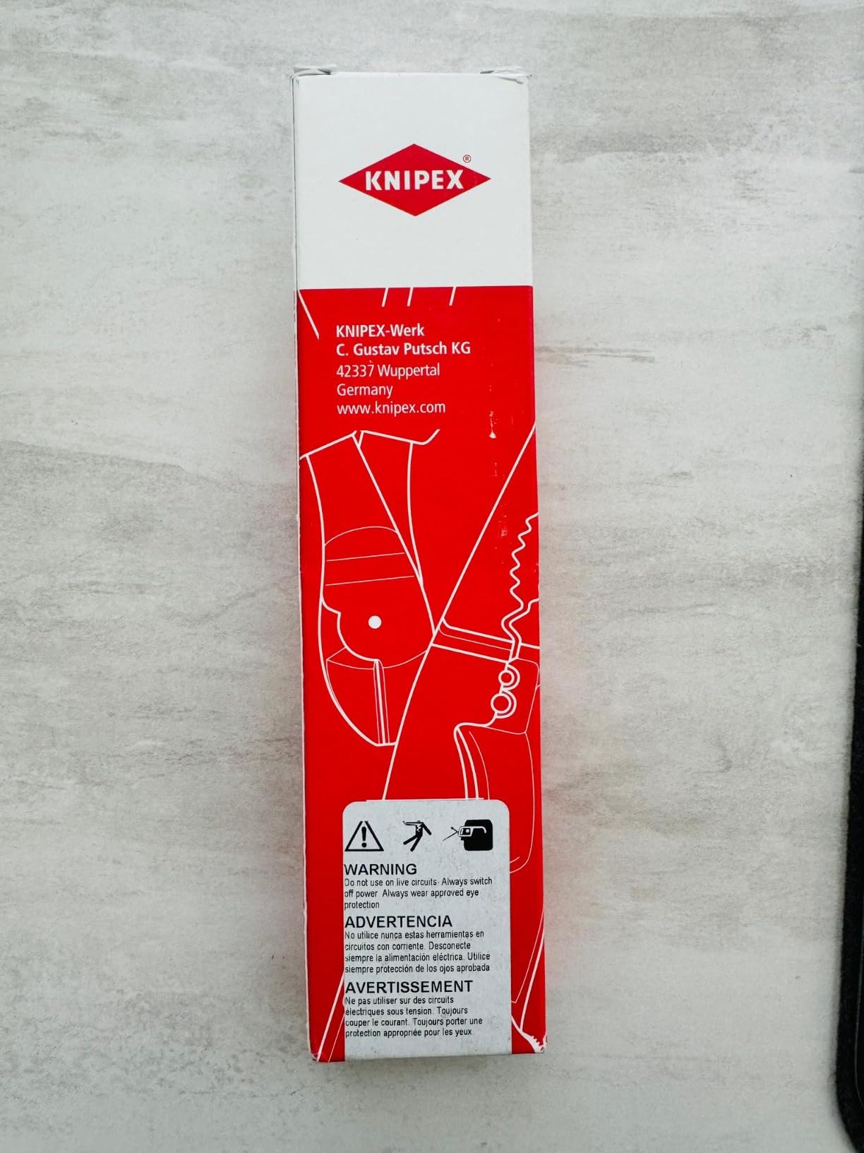 Stark bei beschädigten Köpfen