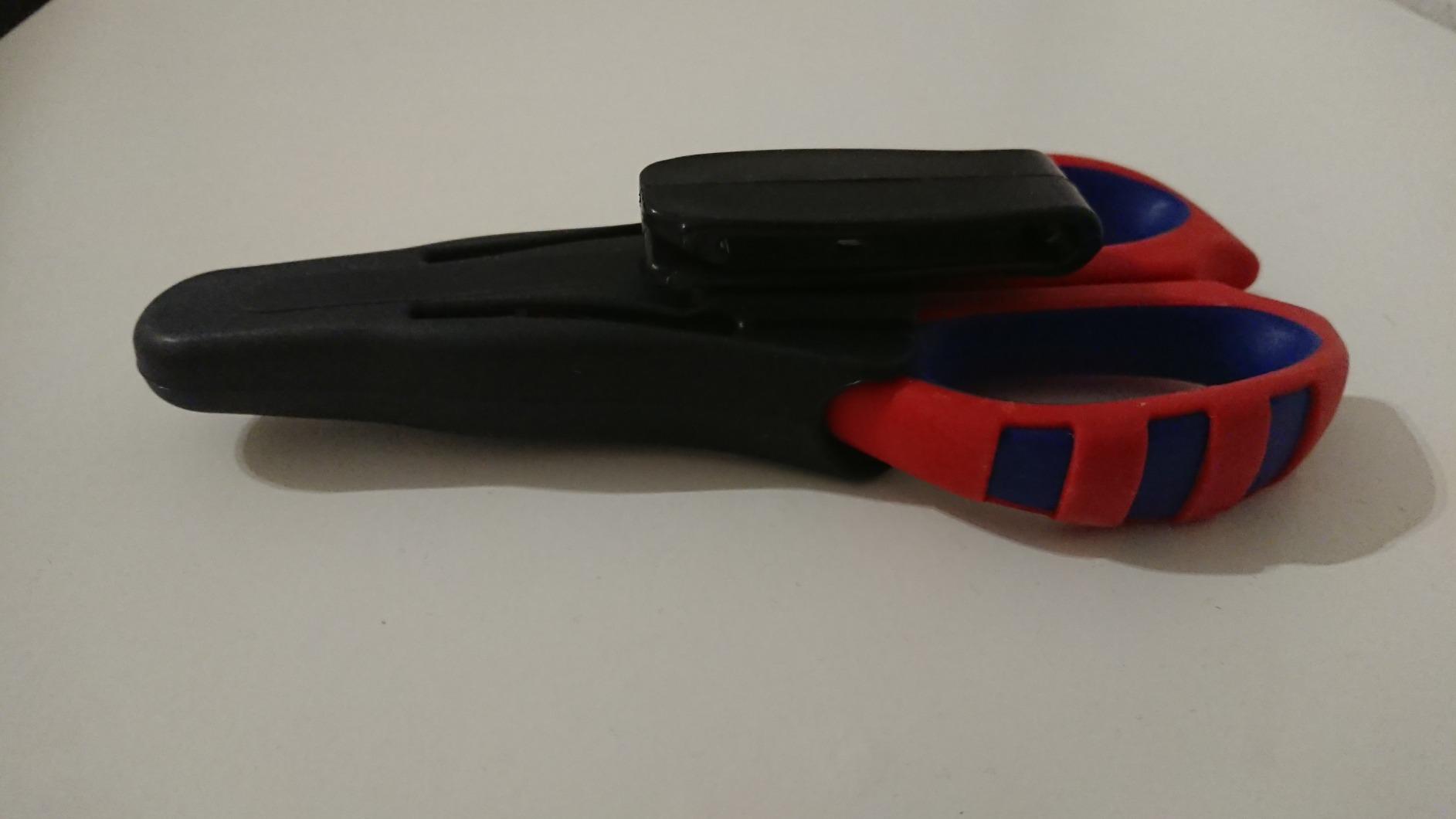 Solide Elektrikerschere